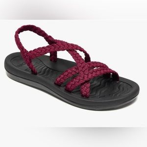MEGNYA Women's Comfortable Walking Sandals with Arch Support. Size 8.5-9  NEW!!